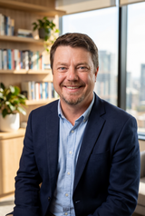 Dr. Kristian Leisegang